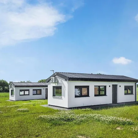 1 Bedroom Beautiful In Dom wakacyjny *