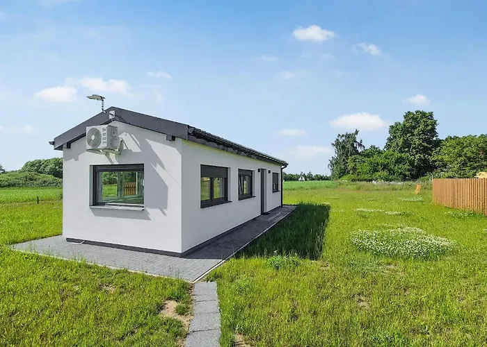 1 Bedroom Beautiful In *